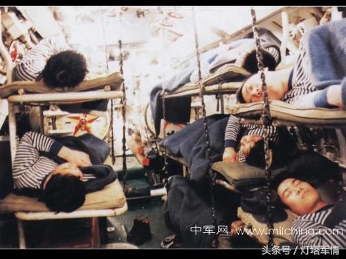 中国为啥给潜艇兵这么高的待遇?普通人可能撑