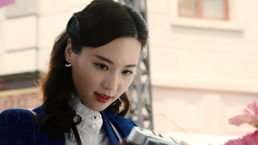 超过瘾!吴佳尼饰演女特工找回真实自我