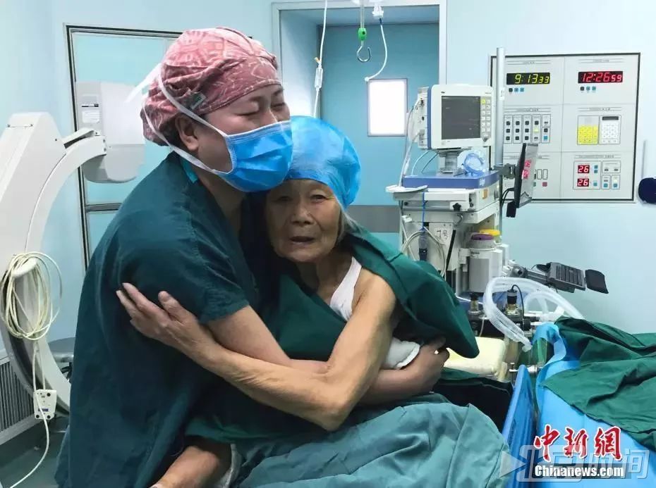 2017,谢谢你温暖的怀抱 2017,谢谢你温暖的怀抱