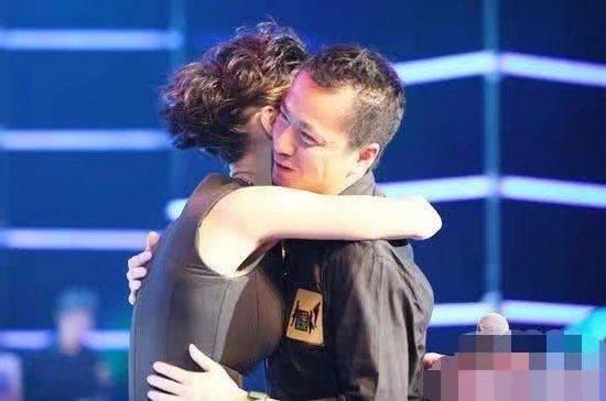 贵圈到底有多乱,用华姨几张照片就能说明,网友