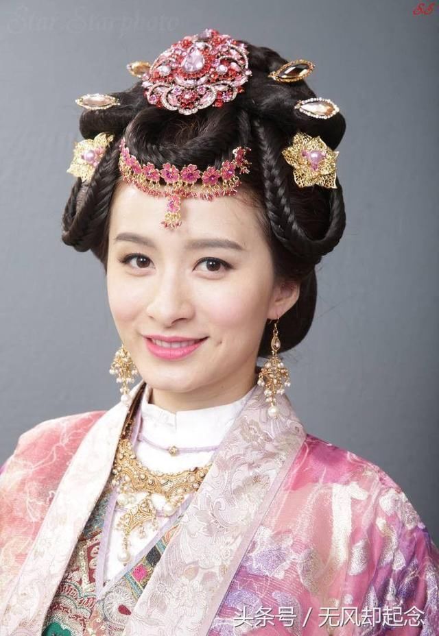 明朝皇后处罚了一个老宫女,却被皇帝当众杖责