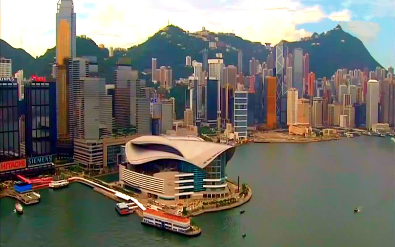 低的城市是汕尾,只有800多个亿,在均衡发展方面,广东则和江苏稍有差距