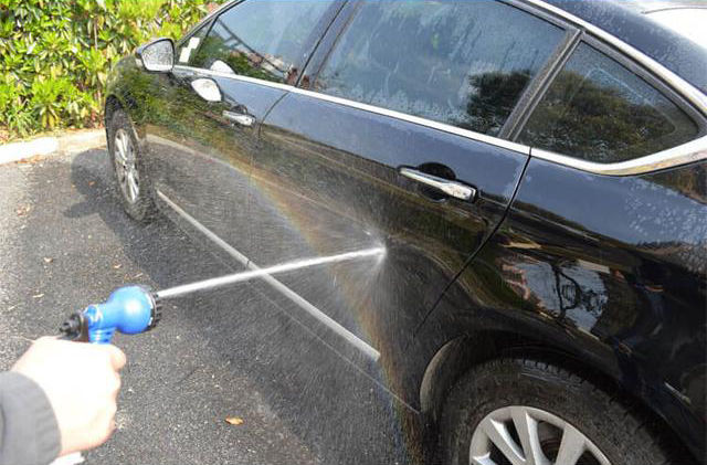 了小石头不仅伤轮胎还容易侧滑?那用什么抠才