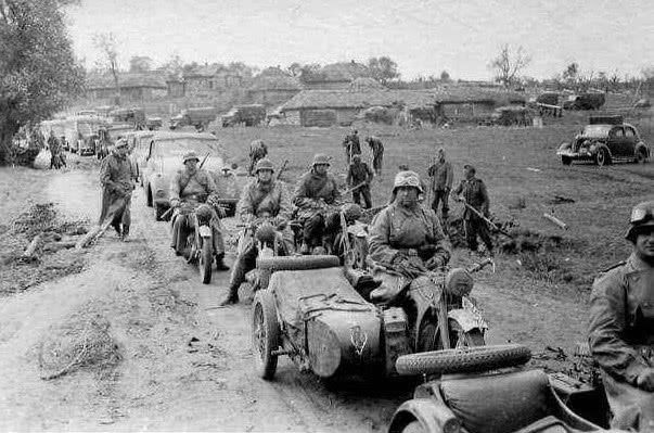 为何二战时德国兵力越打越少,苏联越打越多?这