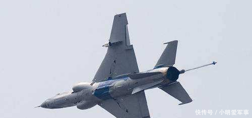 中国这款战机艺高人胆大,在国际市场上抢了俄
