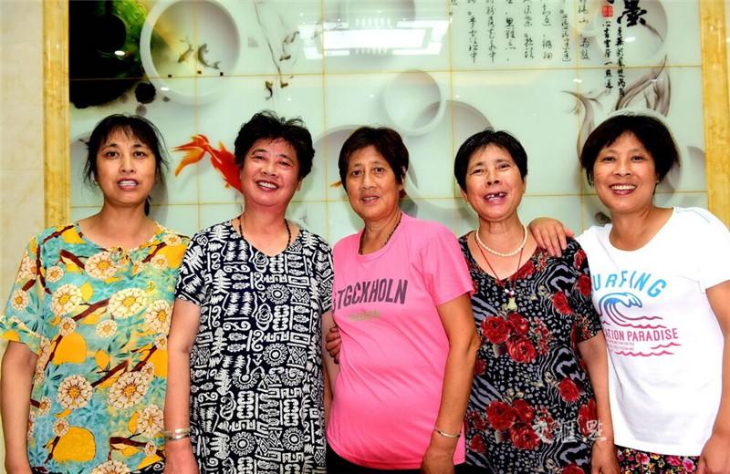 因透明公正而配合!扬州50年祖宅拆迁 五姐妹在不舍中笑离