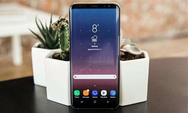 三星最好的A屏加持?华为Mate 20首曝:将会彻