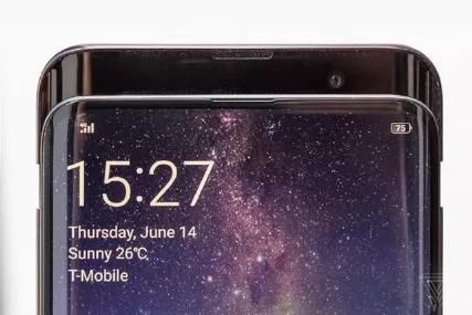 93.8%屏占比,FINDX点亮屏幕的瞬间,惊艳了世