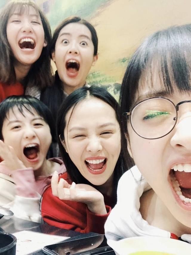 沈月新戏杀青,搭档王鹤棣版高颜值《流星花园