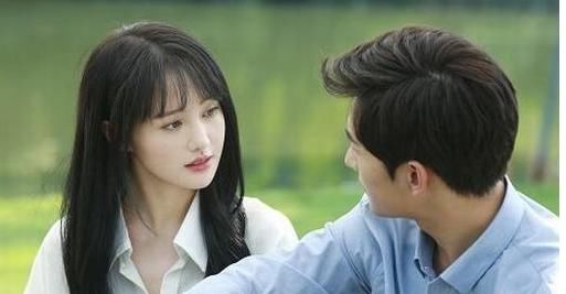 郑爽2017年接了哪些戏 郑爽杨洋最新消息合作