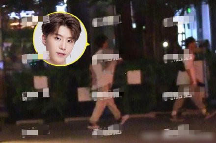 范丞丞用餐后室内吸烟被拍 严重违法上海《禁烟条令》(图1) 范丞丞用餐后室内吸烟被拍 严重违法上海《禁烟条令》(图1)