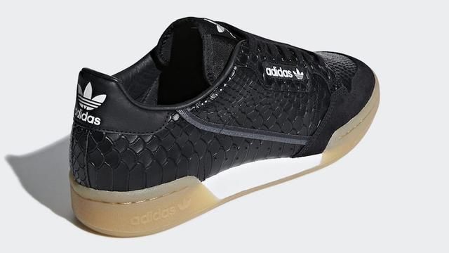 霸气蛇纹加持!三叶草版 Yeezy 全新配色