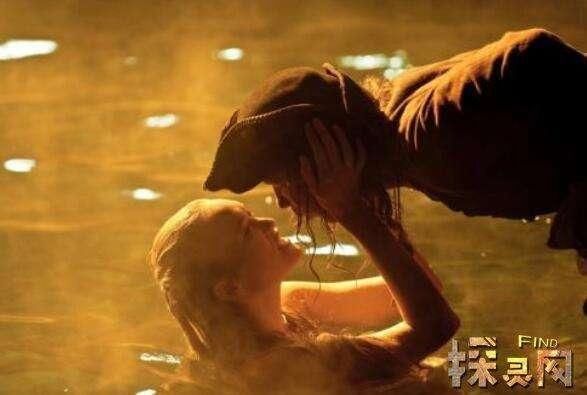 世界上美人鱼真的存在吗?海底真正美人鱼照片