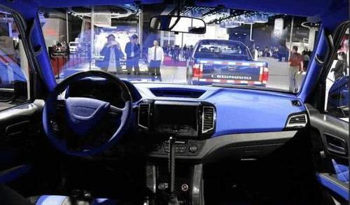 军工打造帕杰罗,路虎奔驰结合体,配四驱自动挡