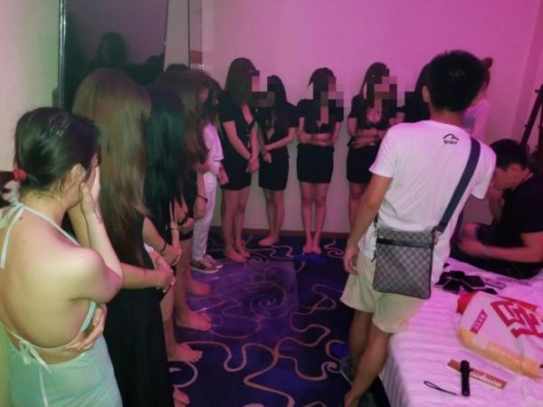 合肥多处涉黄赌窝点被捣毁 合肥多处涉黄赌窝点被捣毁