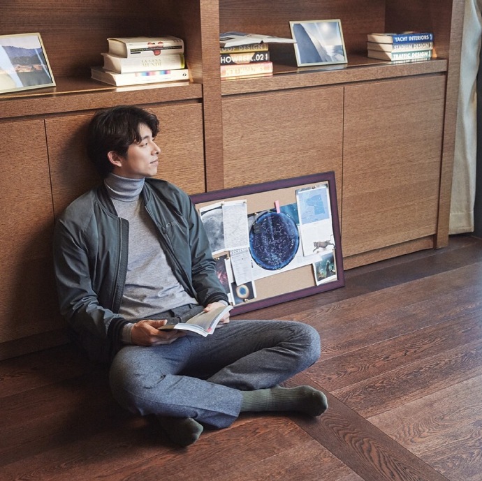 [孔刘][分享]170906 换上秋装也是帅气阿加西 暖男风范迷人