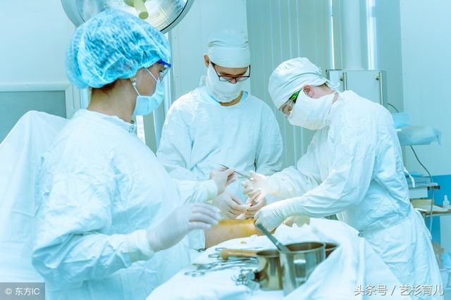 产房趣事:产妇害羞拒绝医生刮毛,医生冷面一句