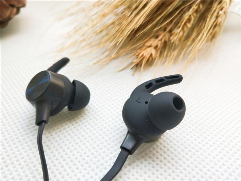 索尼JEET漫步者耳机详细横评,谁更适合你?