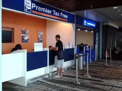 帅气小哥哥勇闯欧洲 一年为中国人省下几个亿