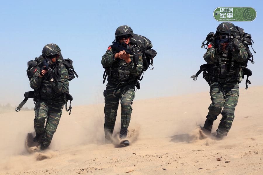 在特勤中队,血战到底绝不是一句口号或是一种形式,它已渗透到官兵的一点一滴!