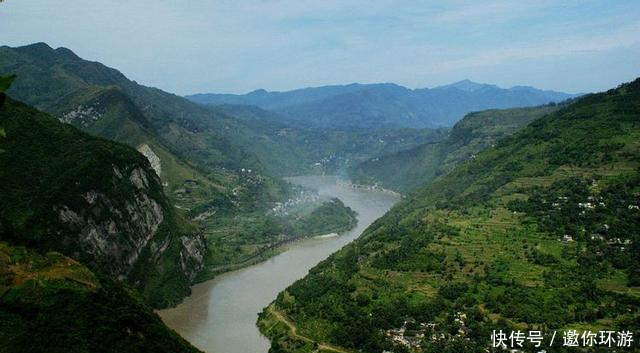 国内唯一不对外国人开放的地区, 就在四川, 到底