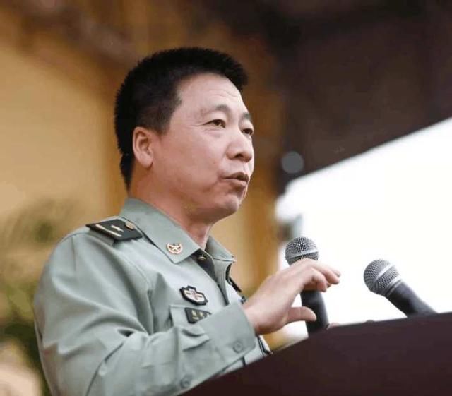 为何杨利伟回来后再也没上过天?多年后说出真