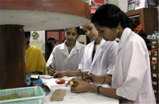 印度实行全民免费医疗,事实真的是这样吗?印度