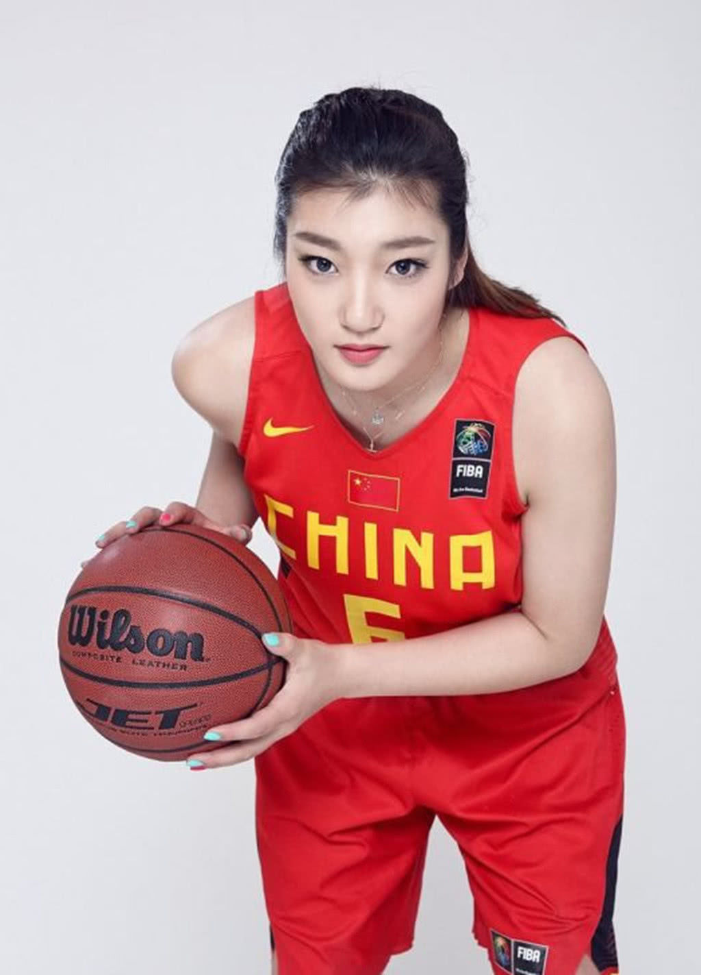 公认最喜欢的女篮运动员:赵爽垫底,齐钰第2,第