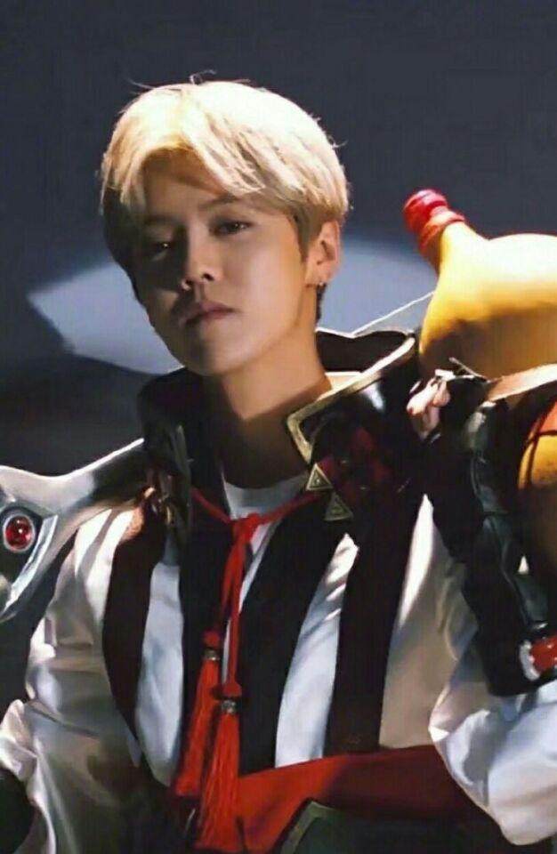 王者荣耀:明星和英雄撞脸大配对?赵丽颖美呆,