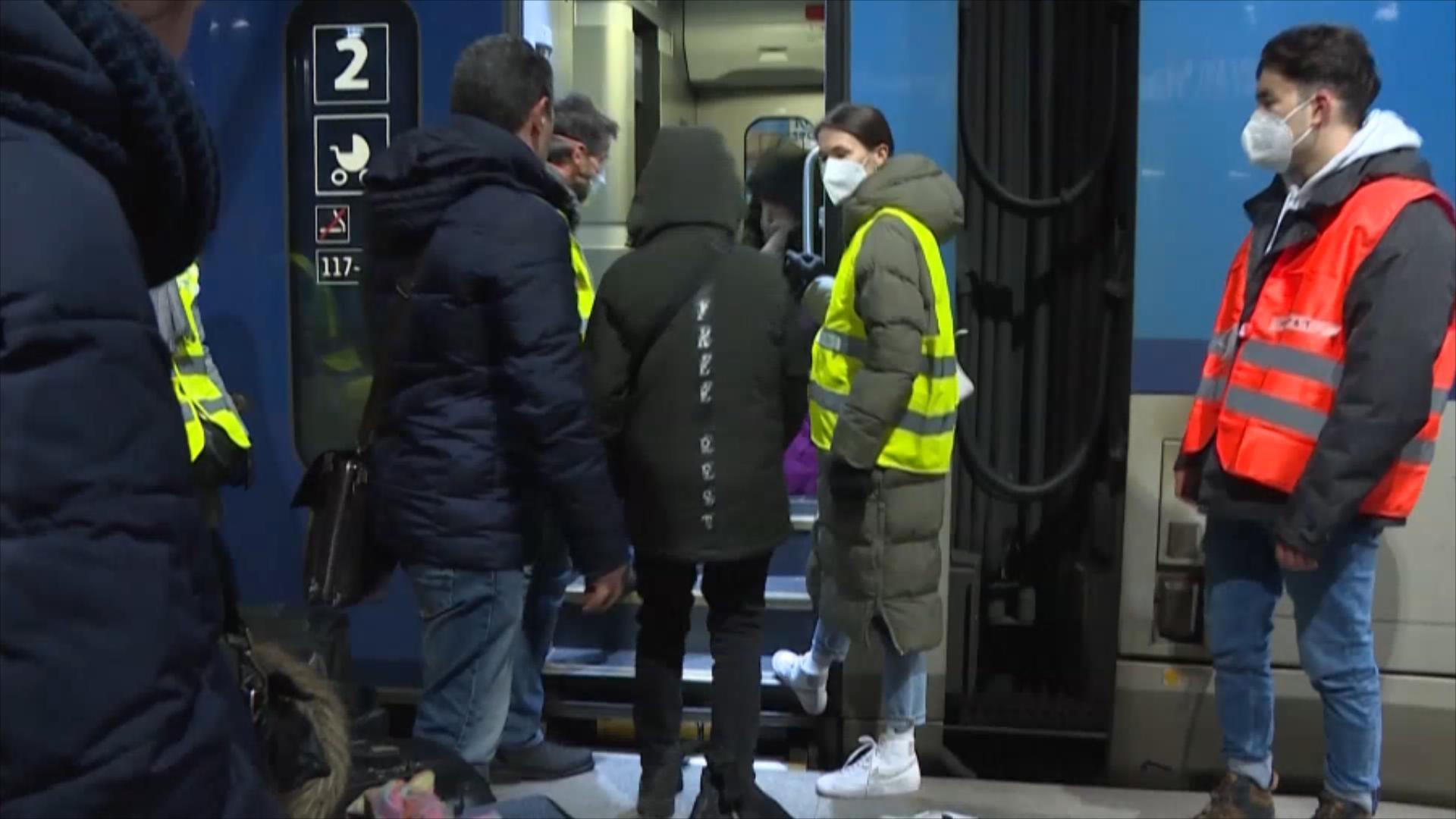 防止乌克兰难民被贩卖 德国加强志愿者管理