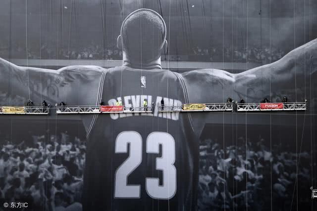 现役NBA球星中国人气排行,科比榜首?听了韦德