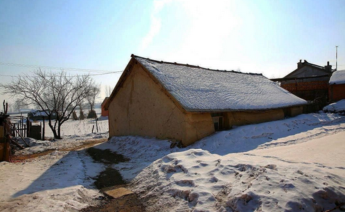 雪后的吉林农村。