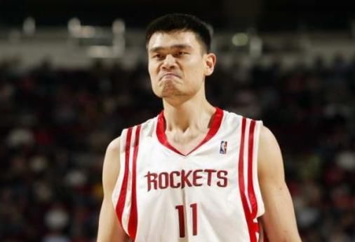 姚明在NBA的地位算什么级别?称得上是超巨吗