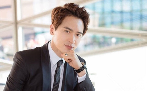 高云翔自称性格内向却涉性侵 爱妻曾夸其演艺