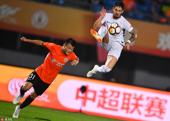 天津King!帕托飞起1米停球 销魂1停1挑看湿众