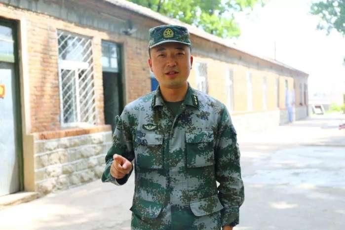 军改后, 年龄偏大的转岗军官压力有多大? 看完