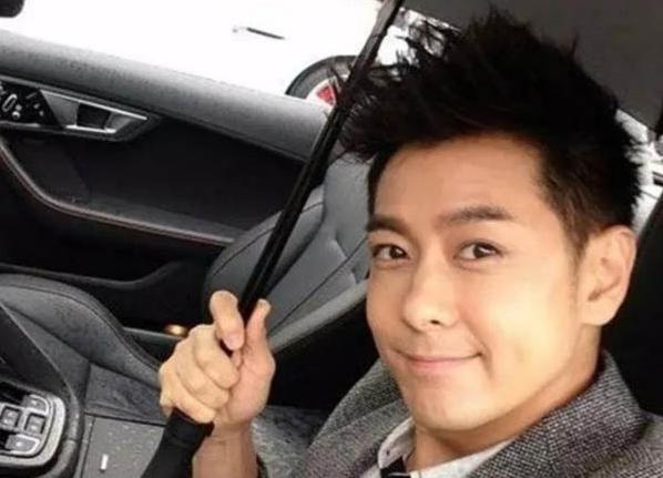 林志颖开1.2亿敞篷跑车下雨还要打伞?遇到台风