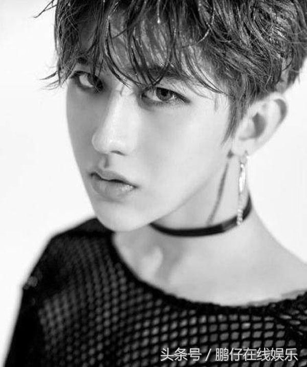 蔡徐坤整容前后对比照晒出,和TFBOYS什么关