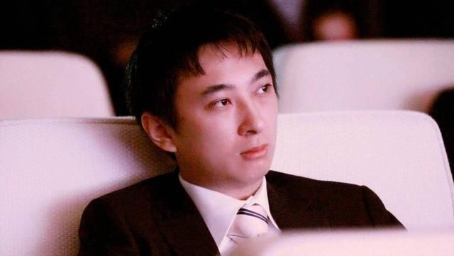 王思聪第一次为了玩游戏发火:我给你买服务器