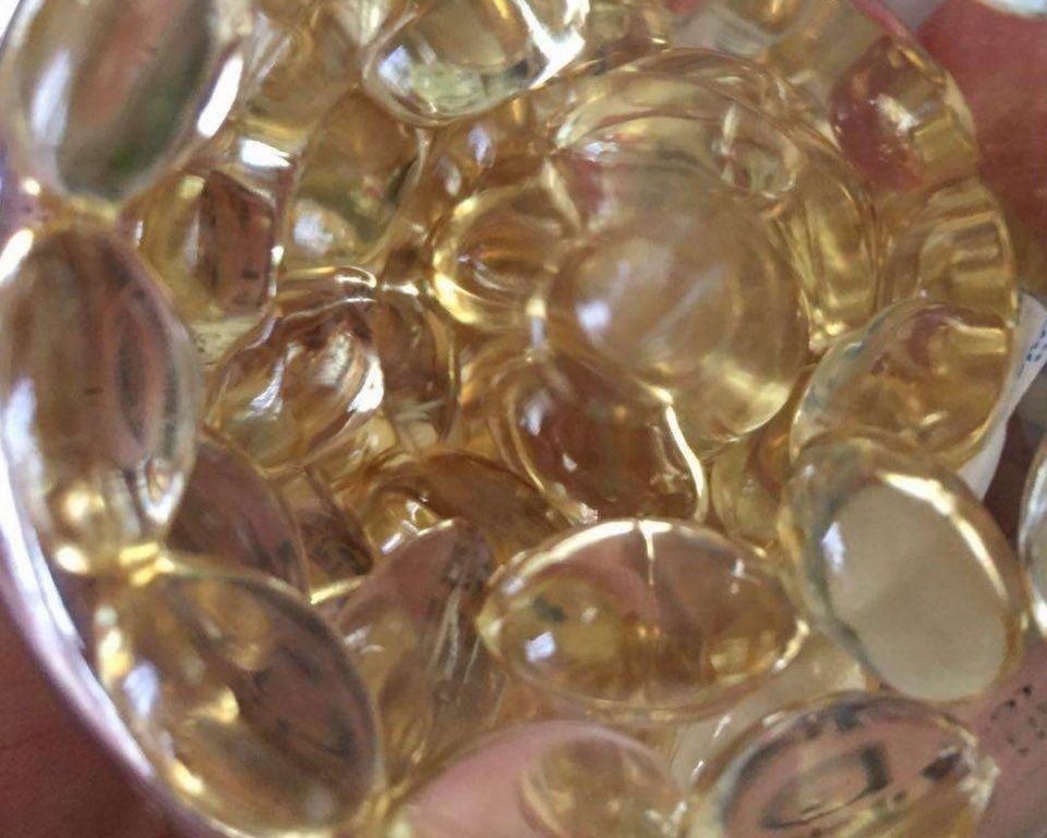 维生素e擦脸祛斑,一天一次脸蛋净白,不出一月