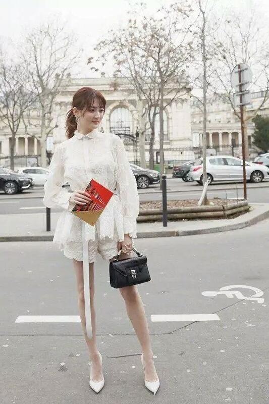 徐璐方脸变尖脸,腿也能比肩江疏影了,网友:郭碧