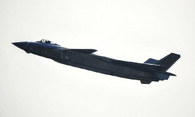 巴基斯坦网友评论歼20:酷毙了