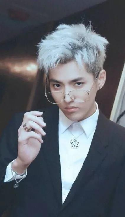 戴眼镜又呆又丑?热巴杨幂都爱的眼镜妆5分钟