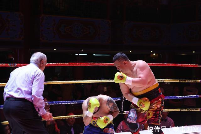 张君龙重拳改写黄种人拳击历史,外媒高度关注