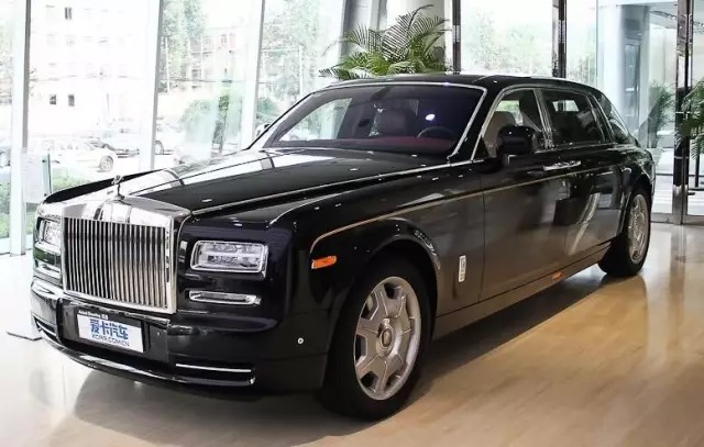 男子住豪宅开豪车却常年在高铁盗窃 原因竟是为了不啃老 男子住豪宅开豪车却常年在高铁盗窃 原因竟是为了不啃老