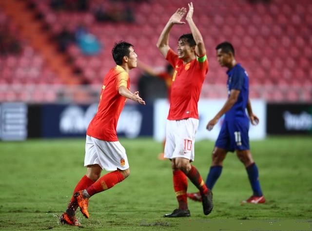 中国足球遭台湾媒体讽刺:看王永珀那个大肚腩