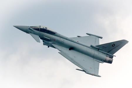 全球最强三代半重型空优战机,中国版苏35呼