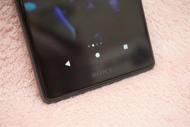 半斤重的SONY XZ2 Premium怪兽级摄影旗舰手