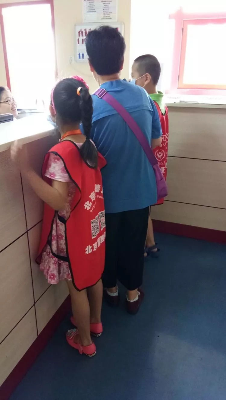 【义工行动】风之彩慈善义工燕化医院常规活动