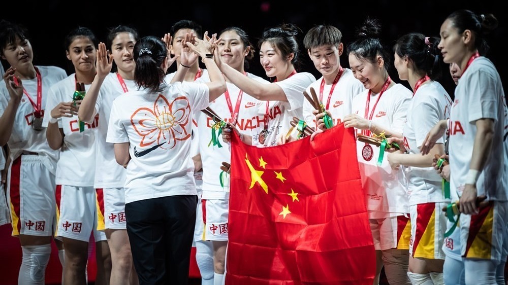 独家 | 有一种骄傲叫中国女篮！28年再攀巅峰她们如何“破茧重生”？